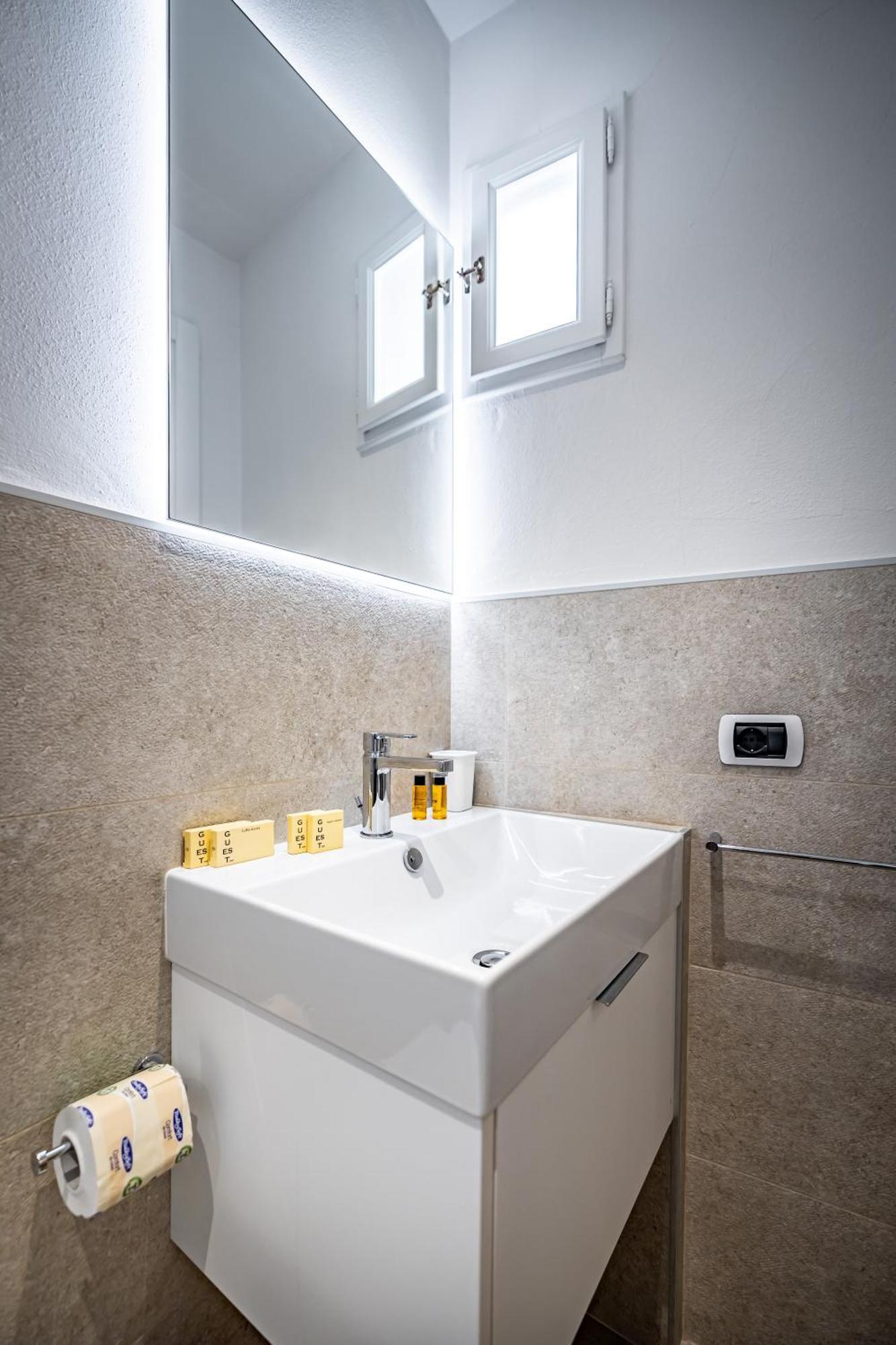 Roommo Via Dei Pilastri Giada Florence Buitenkant foto