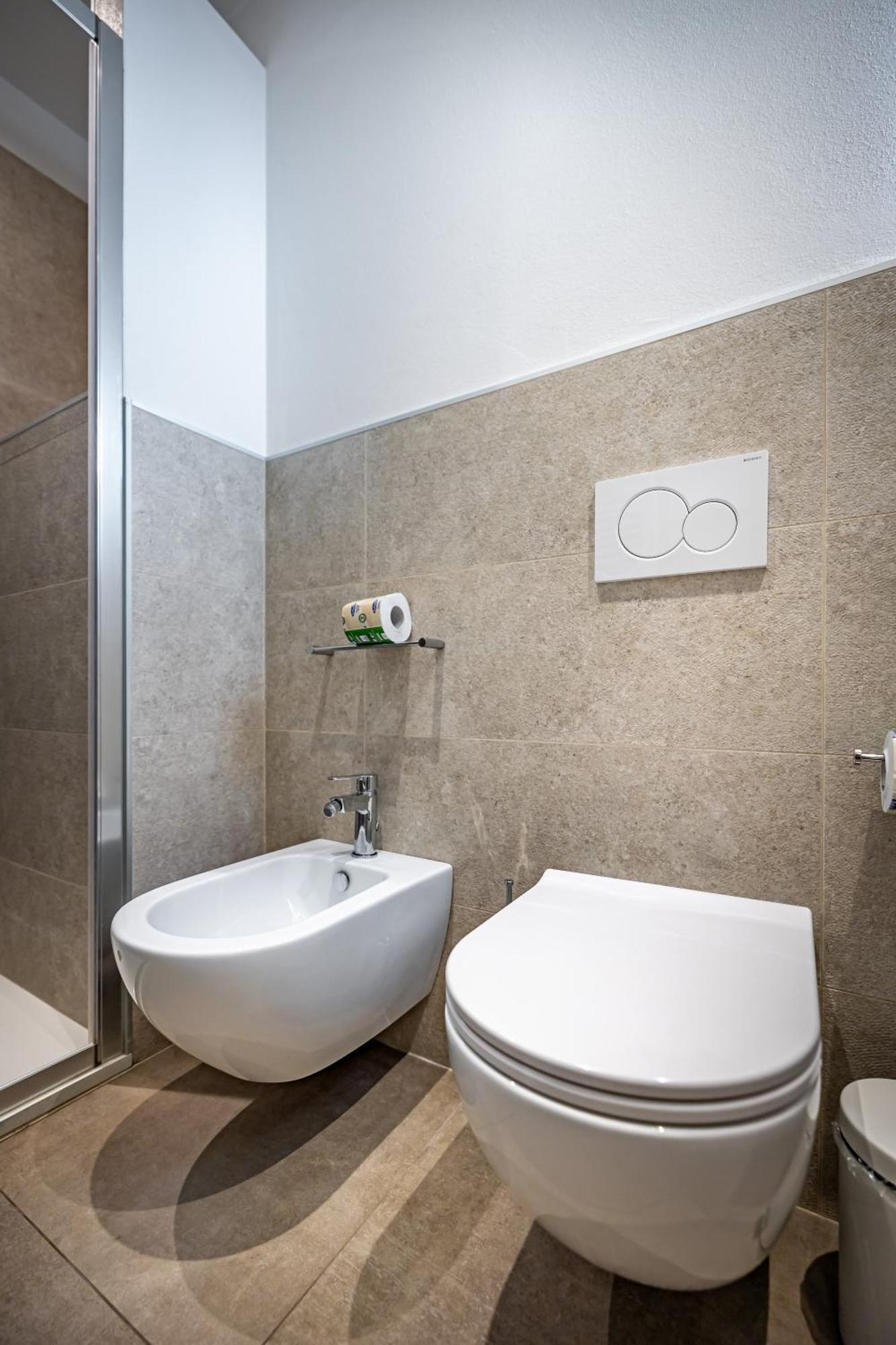Roommo Via Dei Pilastri Giada Florence Buitenkant foto